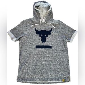 Under Armour Project Rock Hoodie Mens Medium Gray Pullover Short Sleeve Pocket